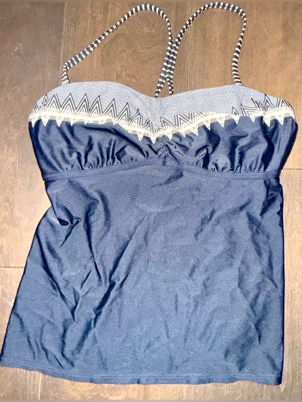 Athleta Bandeau Tankini Top 38B/C Black Striped Padded Swim Tank Swimwear